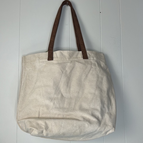 Mary & Martha Canvas Tote “Live Courageously & Adventure On” Embroidered - Picture 4 of 7